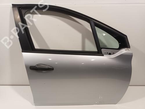 Used Right front door Right front door 37690475 37690475