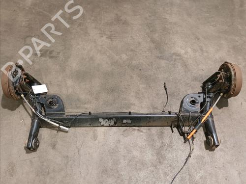 Used Rear axle RENAULT TWINGO II (CN0_) 1.2 16V (CN04, CN0B) (75 hp) 17468883