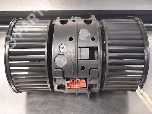 Used Heater blower motor RENAULT MEGANE III Coupe (DZ0/1_) 1.9 dCi (DZ0N, DZ0J, DZ1J, DZ1K) (131 hp) 9333370