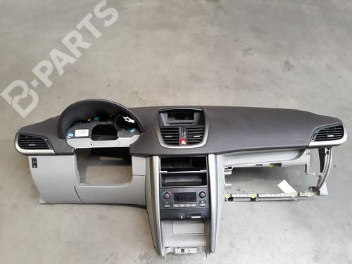 Used Dashboard PEUGEOT 207 SW (WK_) 1.6 HDi (90 hp) 9322637