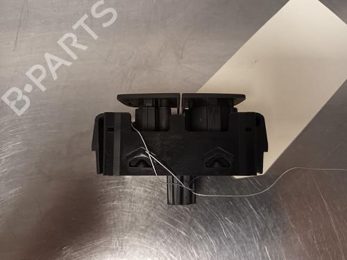 Warning switch RENAULT TRAFIC III Van (FG_) 1.6 dCi 120 (FGMB, FGMC) | BP21685652I22 
