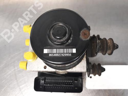 Used ABS pump VW TOURAN (1T1, 1T2) 1.9 TDI (105 hp) 9328621