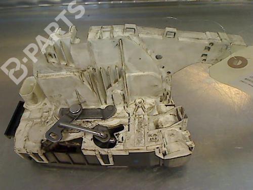 Serrure arrière droite MERCEDES-BENZ SPRINTER 3,5-t Van (B906) 313 CDI (906.631, 906.633, 906.635, 906.637) (129 hp) 9318929