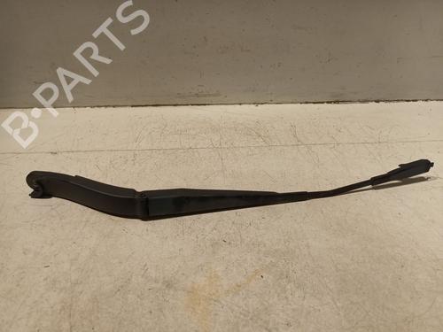 Used Front windshield wiper arm MERCEDES-BENZ M-CLASS (W164) ML 280 CDI 4-matic (164.120) (190 hp) 20607724