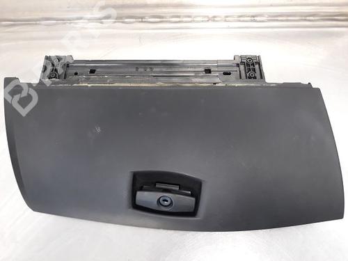 Used Glove box BMW 5 (E60) 530 d (231 hp) 9323079