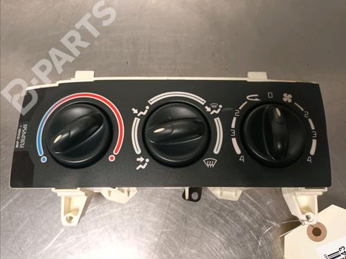 Used Climate control RENAULT MEGANE I (BA0/1_) 2.0 i (BA0G) (114 hp) 11516859