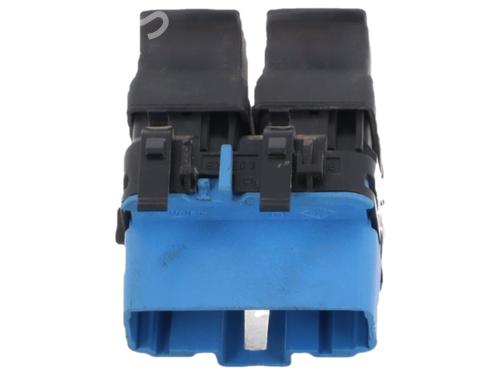 Switch RENAULT MASTER III Van (FV) 2.3 dCi 110 FWD (FV0R, FV0W, FV1A) | BP40616294I30 - Image 2