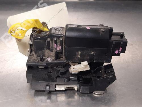 Used Rear right lock DACIA DUSTER (HS_) 1.2 TCe 125 (125 hp) 9336318