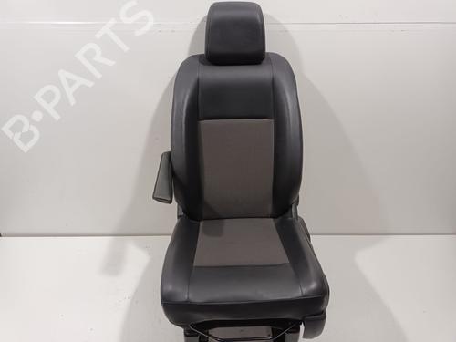 left-front-seat-peugeot-expert-van-v_-2016-40240979 main image