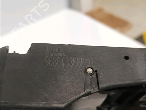 Front right exterior door handle PEUGEOT 3008 II SUV (MC_, MR_, MJ_, M4_) 1.2 THP/ PureTech 130 (MRHNSM, MRHNSU, MRHNSJ, MRHNYW,... | BP12822578C129 