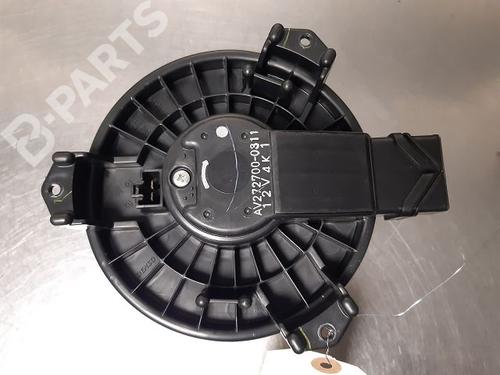 Varmeblæser SUZUKI SWIFT III (MZ, EZ) 1.3 (RS413, ZC11S) (92 hp) 9331723