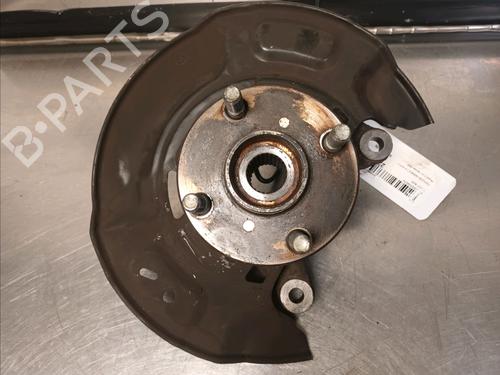 Used Right front steering knuckle TOYOTA YARIS (_P9_) 1.3 VVT-i (SCP90_, SCP90R) (87 hp) 14860254