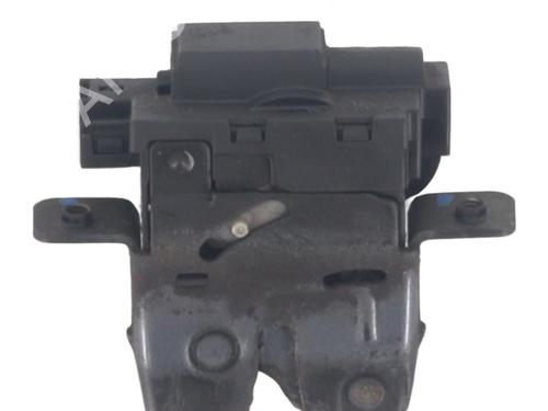 Used Tailgate lock NISSAN MICRA III (K12) 1.2 16V (80 hp) 29497677