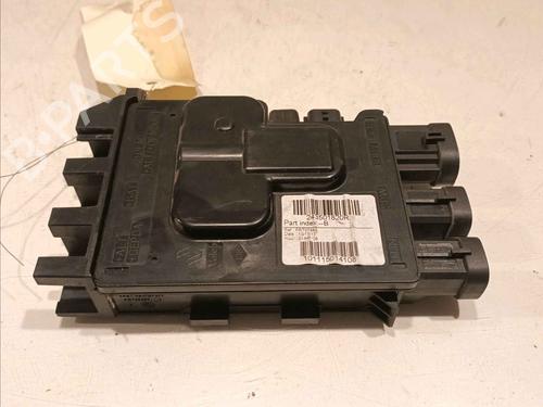Used Fuse box RENAULT TRAFIC III Van (FG_) [2014-2025]  30095599