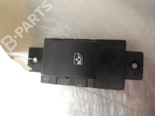 Used Left rear window switch OPEL ANTARA A (L07) 2.0 CDTI 4x4 (150 hp) 9326105