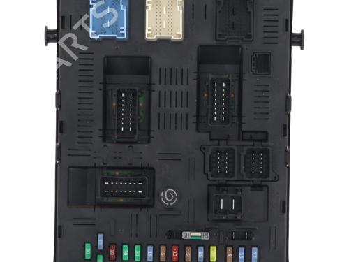 Used Fuse box CITROËN C4 I (LC_) 1.6 HDi (90 hp) 27272774