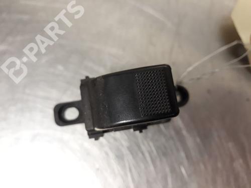 Used Right rear window switch MAZDA 6 Hatchback (GG) 2.0 DI (GG14) (136 hp) 9325309