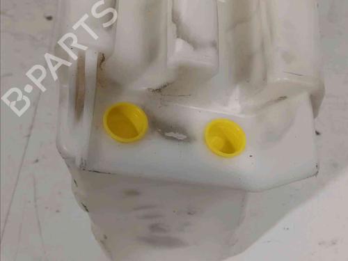 Windscreen washer tank TOYOTA AVENSIS (_T25_) 2.2 D-4D (ADT251_, ADT251R) | BP20604399C113 