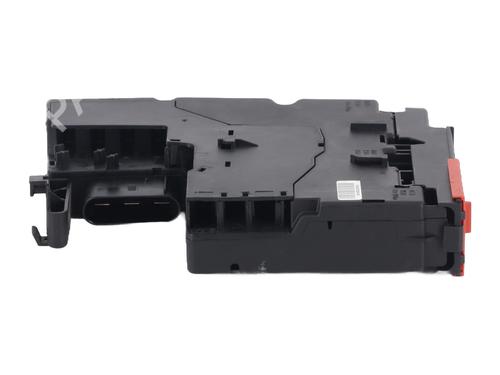 Used Fuse box Fuse box 37259104 37259104