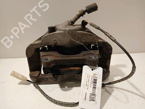 Used Left front brake caliper BMW 3 (E90) 335 xi (306 hp) 17338388