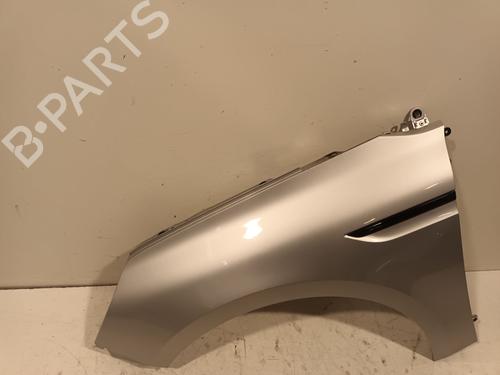 left-front-fenders-renault-megane-iv-hatchback-b9amn_-2015-36375173 main image