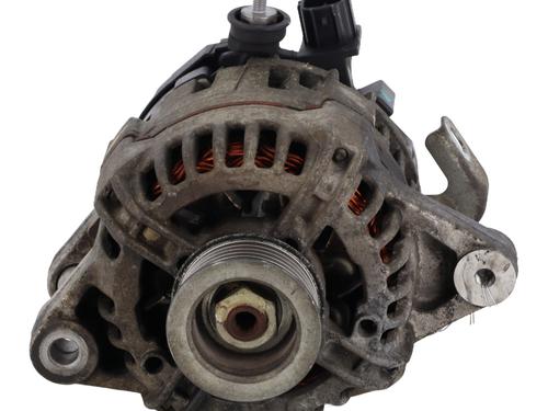 Used Alternator Alternator TOYOTA YARIS (_P9_) 1.3 VVT-i (SCP90_, SCP90R) (87 hp) 33301027 33301027