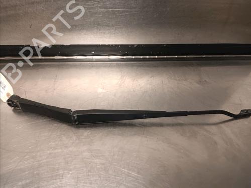 Used Front windshield wiper arm NISSAN MICRA IV (K13K, K13KK) 1.2 (80 hp) 14869877