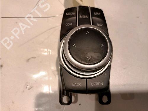 Kombi Kontakt / Stilkkontakt BMW 5 (G30, F90) 520 d Mild-Hybrid (190 hp) 24519409