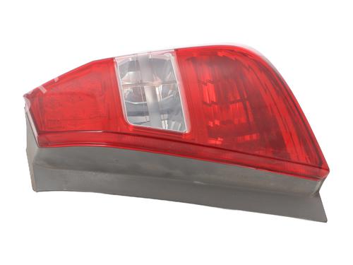 Used Right taillight Right taillight 37018946 37018946
