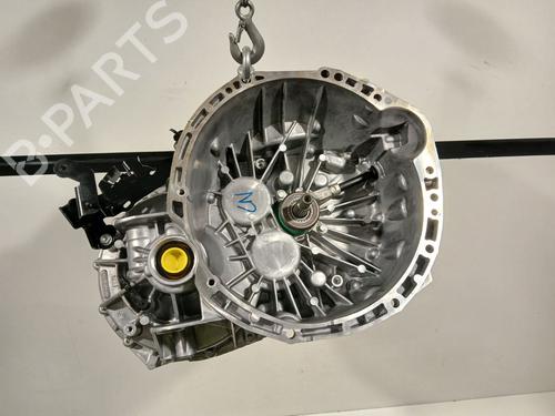 gearbox-renault-trafic-iii-bus-jg_-2014-24537684 main image