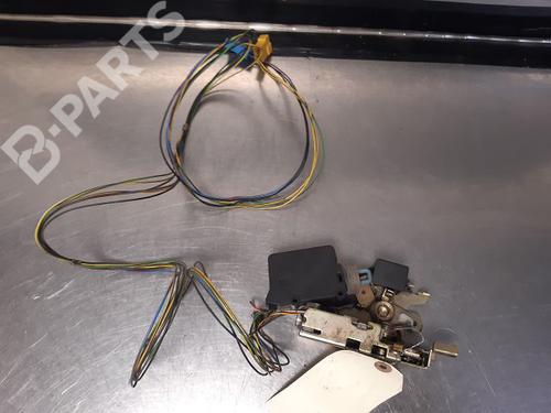 Used Front left lock Front left lock MERCEDES-BENZ SPRINTER 3-t Van (B903) 308 CDI (903.661, 903.662, 903.663) (82 hp) 9332371 9332371