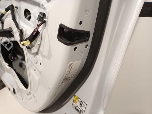 Right front door RENAULT SCENIC E-TECH PHASE I EV87 | BP30504527C3