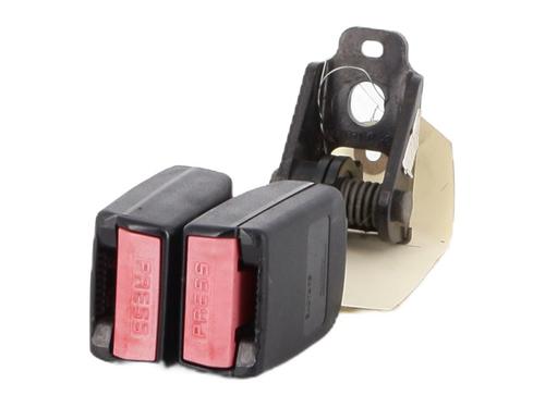 Used Seat buckle PEUGEOT 307 Break (3E) 1.6 HDi (90 hp) 25908841