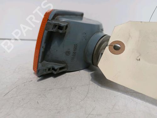 Right front indicator VW GOLF III (1H1) 1.9 TD, GTD | BP13301172C33 