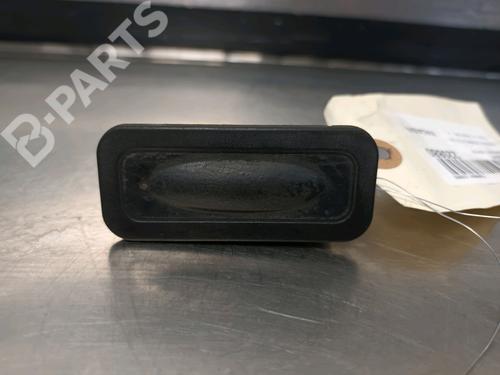 Used Tailgate handle Tailgate handle RENAULT SCÉNIC II (JM0/1_) 2.0 (JM05, JM0U, JM1N, JM1U, JM2V) (135 hp) 10052896 10052896