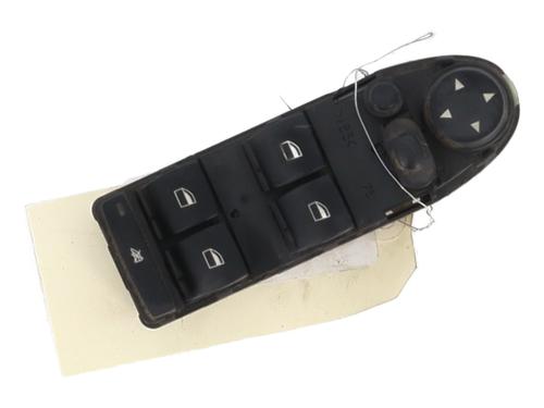 Switch BMW 5 (E60) 520 d | BP21565817I30 