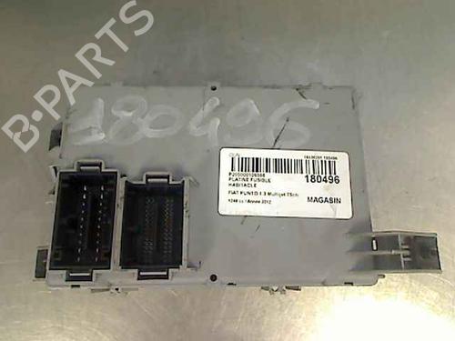 Fuse box FIAT PUNTO EVO (199_) 1.3 D Multijet (199AXC1A, 199BXC1A, 199AXT1A, 199BXT1A) | BP29518248E1 