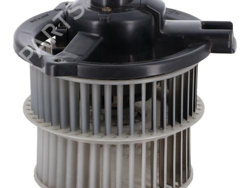 Heater blower motor TOYOTA YARIS (_P1_) 1.4 D-4D (NLP10_, NLP10R) | BP29856733M62