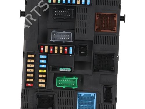 Used Fuse box PEUGEOT 2008 I (CU_) 1.2 THP 130 / PureTech 130 (130 hp) 26171892