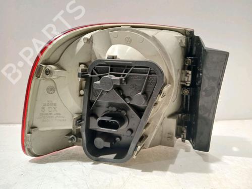 Right taillight VW TOUAREG (7LA, 7L6, 7L7) 5.0 V10 TDI | BP17371240C35 