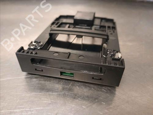 Lecteur Carte RENAULT MEGANE III Hatchback (BZ0/1_, B3_) 1.5 dCi (BZ0C) | BP30476211E4 