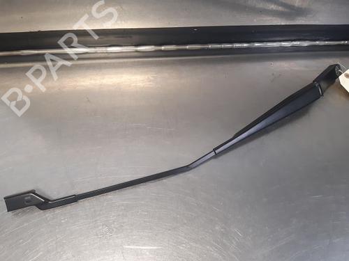 Used Front windshield wiper arm VW GOLF VI (5K1) 2.0 TDI (140 hp) 14869605