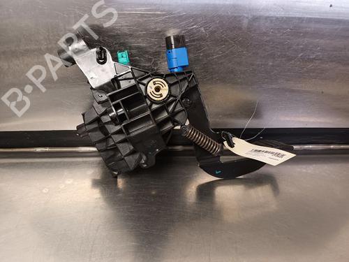 Clutch pedal RENAULT TRAFIC III Van (FG_) 1.6 dCi 120 (FGMB, FGMC) | BP21781574I13 