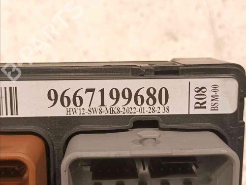Fuse box CITROËN C3 II (SC_) 1.4 HDi 70 (SC8HZC, SC8HR0, SC8HP4) | BP39894364E1 - Image 3