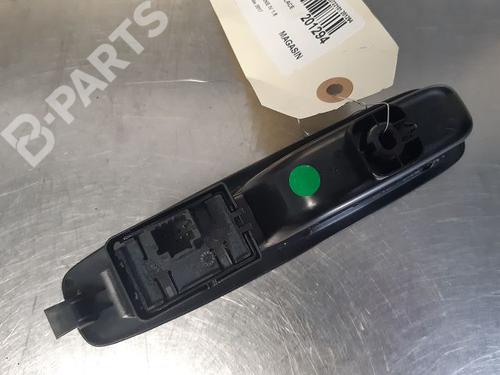 Left rear window switch RENAULT MEGANE IV Hatchback (B9A/M/N_) 1.6 dCi 130 (B9A4) | BP9334722I29 