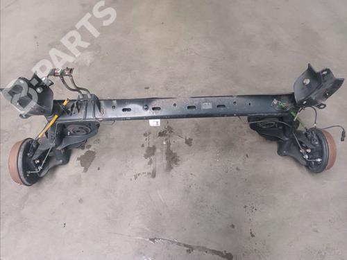 Used Rear axle RENAULT CLIO IV (BH_) 1.5 dCi 90 (90 hp) 10052203