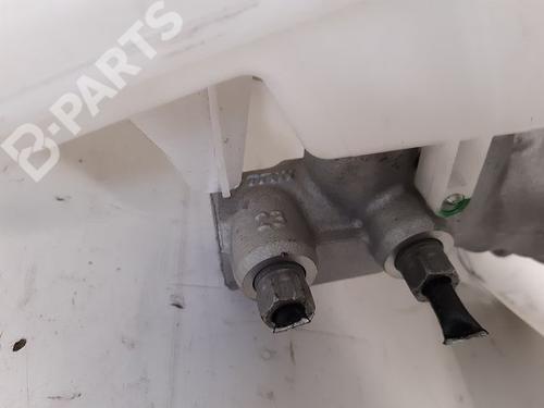 Brake master cylinder PEUGEOT 208 I (CA_, CC_) 1.2 THP 110 | BP9335963M77 