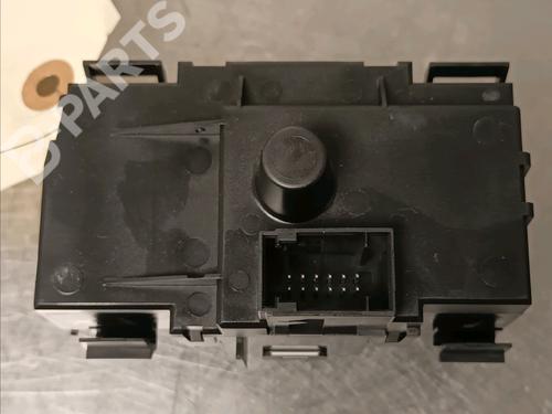 Headlight switch BMW 1 (E81) 118 d | BP11533117I24 