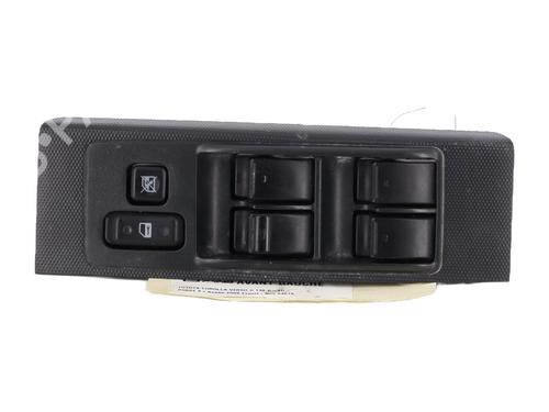 Used Switch TOYOTA COROLLA Verso (ZER_, ZZE12_, R1_) 2.2 D-4D (AUR10_, AUR10R) (136 hp) 21261397