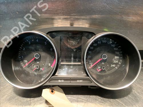 Used Instrument cluster VW POLO V (6R1, 6C1) 1.2 TSI 16V (90 hp) 14948012